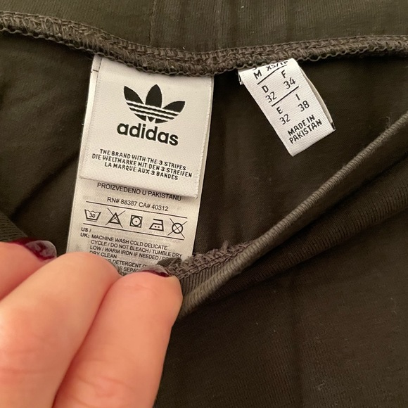 Classic Olive Green Adidas Leggings - Picture 4 of 6
